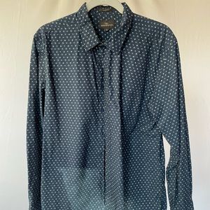 Rodd and Gunn button down long sleeve shirt